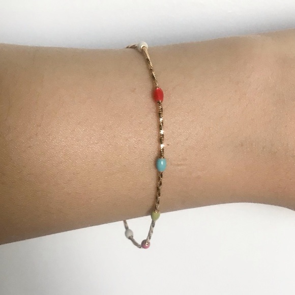 💘NOT AVAILABLE💘 Gold Tone Bracelet w Multicoloured Details - Picture 4 of 6